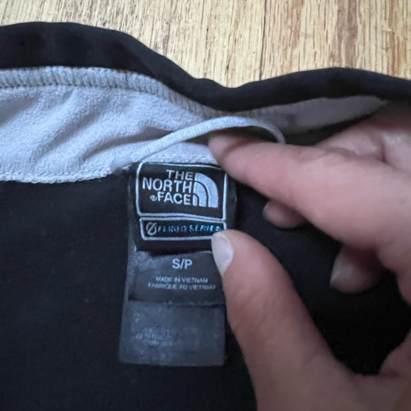 Small the north face jacket - Picture 5 of 5
